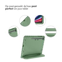 imoshion Kidsproof Backcover met handvat Samsung Galaxy Tab S11 / S9 11.0 inch / S10 Lite / S10 FE / S9 FE 10.9 inch - Olive Green