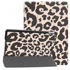 imoshion Design Trifold Bookcase Apple iPad 9 (2021) 10.2 inch / iPad 8 (2020) 10.2 inch / iPad 7 (2019) 10.2 inch - Leopard