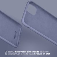 Accezz Liquid Silicone Backcover Apple iPhone 15 - Lavender Grey