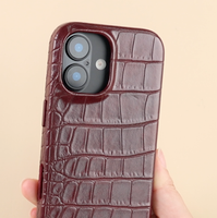 Selencia Croco Backcover met MagSafe Apple iPhone 16 - Burgundy