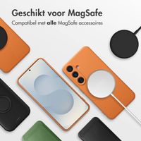 imoshion Color Backcover met MagSafe Samsung Galaxy S25 - Neon Orange