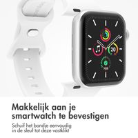 imoshion Siliconen⁺ bandje Apple Watch Series 1 t/m 9 / SE (38/40/41 mm) | Series 10 / 11 (42 mm) - Maat S/M - Wit