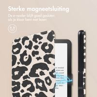 imoshion Design Slim Hard Case Bookcase Amazon Kindle Paperwhite (2024) / Paperwhite Signature Edition (2024) / Colorsoft (2024) / Colorsoft Signature Edition (2024) - Leopard