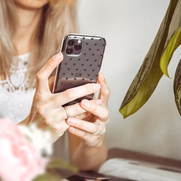 imoshion Design hoesje OnePlus Nord 2 - Hartjes - Zwart