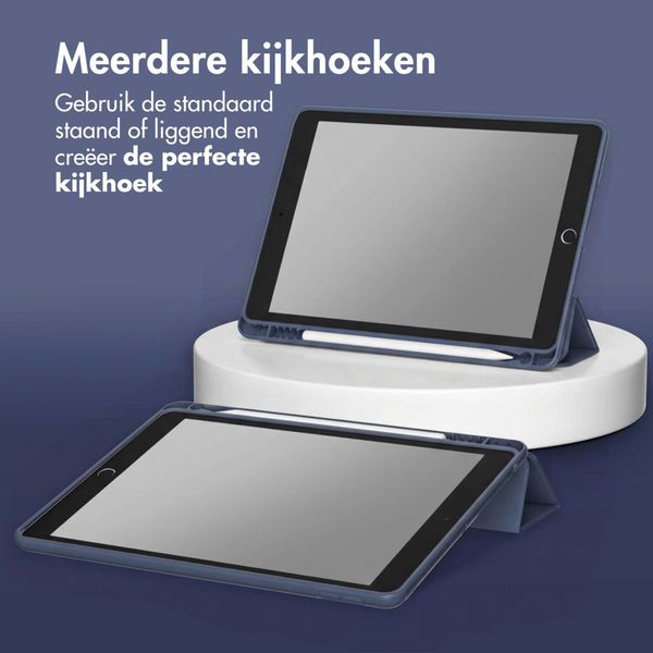 Accezz Smart Silicone Bookcase Apple iPad 9 (2021) 10.2 inch / iPad 8 (2020) 10.2 inch / iPad 7 (2019) 10.2 inch - Donkerblauw