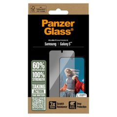 PanzerGlass Ultra-Wide Fit Anti-Bacterial Screenprotector Samsung Galaxy S25