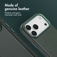 Accezz Leather Back Cover with MagSafe Apple iPhone 17 Pro Max - Cedar Green