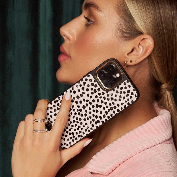 Burga Elite Gold Backcover Apple iPhone 15 Pro Max - Almond Latte