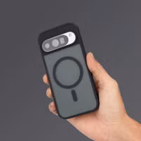 imoshion Color Guard Backcover met MagSafe Google Pixel 9 / 9 Pro / 10 / 10 Pro - Zwart