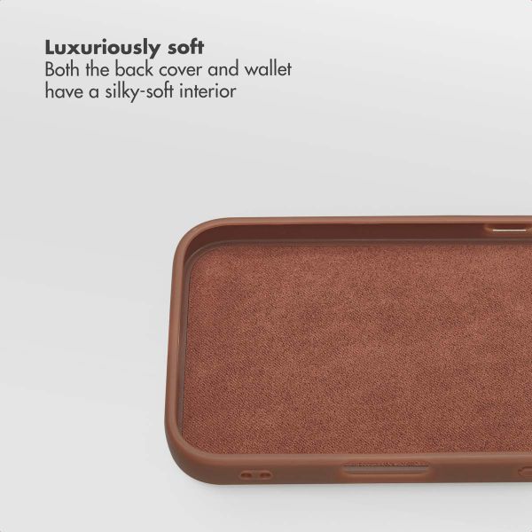Selencia Olyn Detachable Bookcase with MagSafe Apple iPhone 16 Pro - Brown