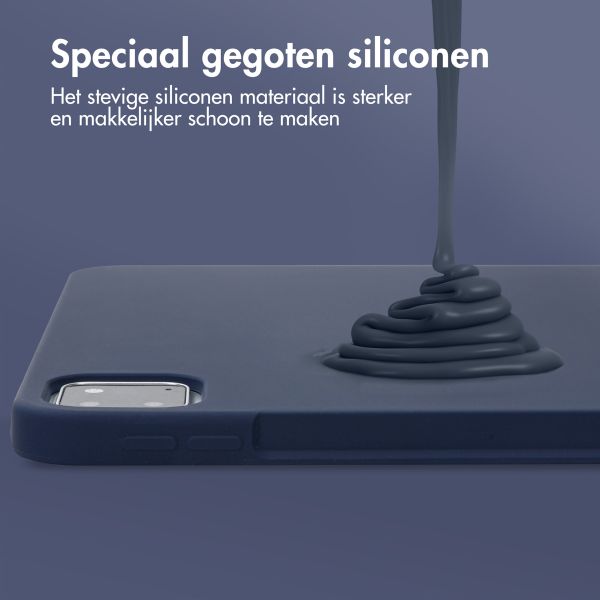Accezz Liquid Silicone Backcover met penhouder Apple iPad Pro 11 (2022 / 2021 / 2020 / 2018) - Donkerblauw