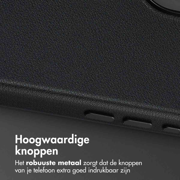 Accezz MagSafe Leather Backcover Apple iPhone 17 - Onyx Black