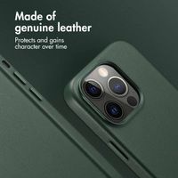 Accezz Leather Back Cover with MagSafe Apple iPhone 13 Pro - Cedar Green