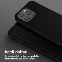 Selencia Siliconen hoesje met afneembaar koord Apple iPhone 15 Pro - Zwart