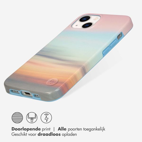 Selencia Aurora Fashion Backcover iPhone 13 - Duurzaam hoesje - 100% gerecycled - Sky Sunset Multicolor