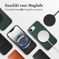 Accezz MagSafe Leather Backcover Apple iPhone 16e - Cedar Green