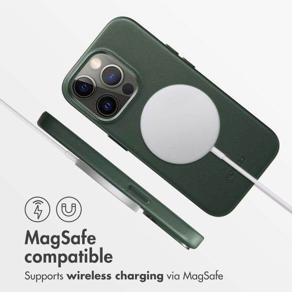 Accezz Leather Back Cover with MagSafe Apple iPhone 13 Pro - Cedar Green