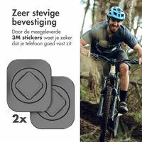 Accezz EasyLock telefoonhouder fiets - inclusief hoesje Apple iPhone 15 - Aluminium - 360 graden draaibaar - Zwart