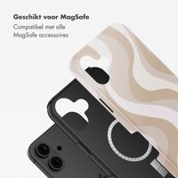 Selencia Vivid Tough Backcover met MagSafe Apple iPhone 16 - Desert Waves Beige