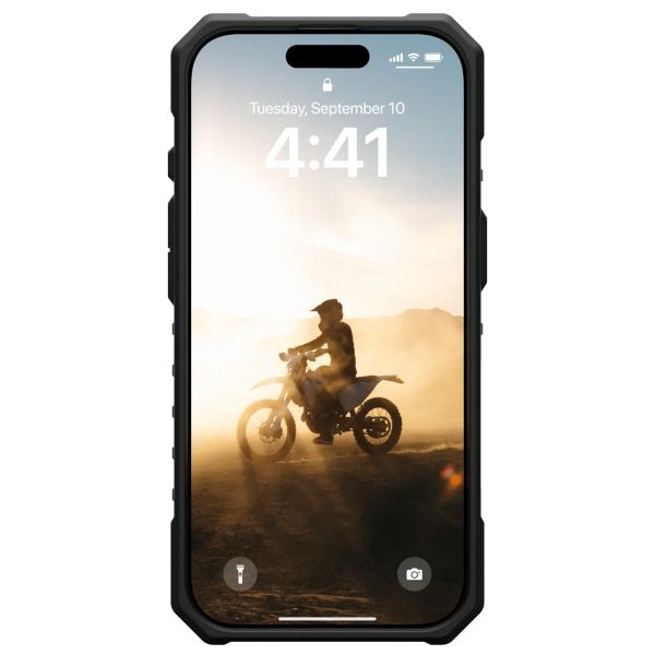 UAG Pathfinder Backcover Apple iPhone 16 Pro - Midnight Camo