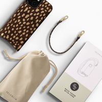 Selencia Nova Real Leather Back Cover with Card Holder Apple iPhone 15 - Fawn Chic