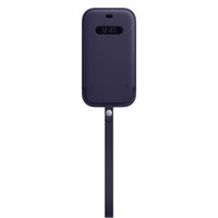 Apple Leather Sleeve MagSafe Apple iPhone 12 (Pro) - Deep Violet