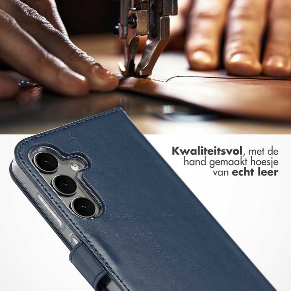 Selencia Echt Leren Bookcase Samsung Galaxy S25 - Blauw
