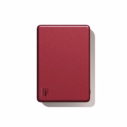iDeal of Sweden Slim MagSafe Powerbank 5,000 mAh - Wireless Powerbank - Fine Wine