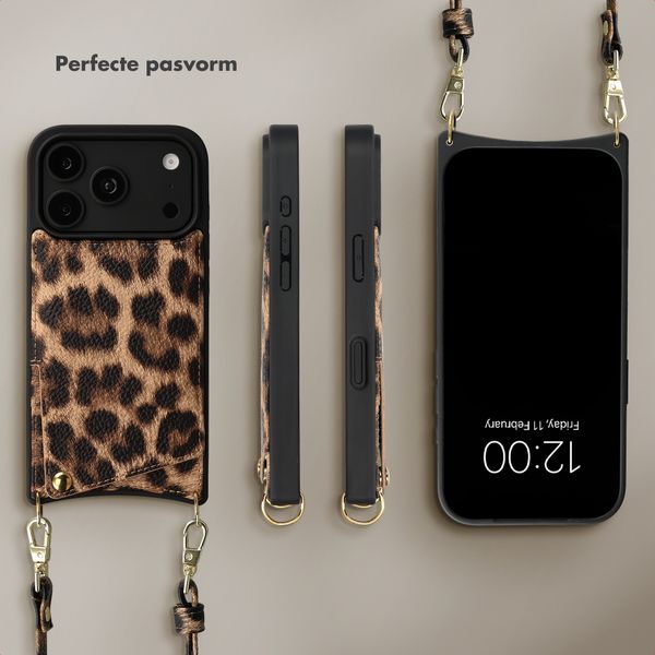 Selencia Nova Telefoonhoes met Koord en Pashouder Apple iPhone 18 Pro Max / 17 Pro Max - Leopard