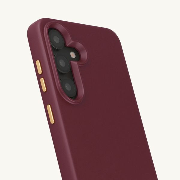 Selencia Rivièra MagSafe Backcover met afneembare haakjes Samsung Galaxy S25 / S24 - Bold Burgundy