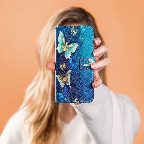 imoshion Design Softcase Bookcase iPhone 15 - Blue Butterfly