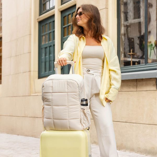 Selencia Vaya Puffy Laptop Rugzak 16 inch - Soft Ivory