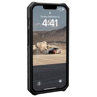 UAG Monarch Backcover iPhone 14 - Zwart