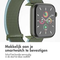 imoshion Nylon bandje Apple Watch Series 1 t/m 9 / SE (38/40/41 mm) | Series 10 / 11 (42 mm) - Dark Olive
