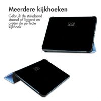 imoshion Trifold Bookcase Apple iPad 11 (2025) 11 inch A16 / iPad 10 (2022) 10.9 inch - Lichtblauw