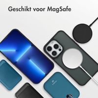 imoshion Color Guard Backcover met MagSafe Apple iPhone 13 Pro - Zwart