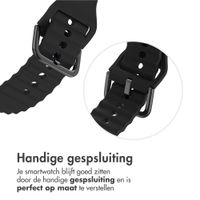 imoshion Wave Siliconenband Samsung Galaxy Watch 4 / 5 / 6 / 7 / FE (20 mm) - Zwart