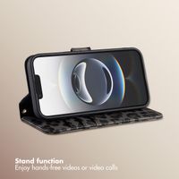 Selencia Sabi Bookcase with Leopard Print Apple iPhone 17e / 16e - Midnight Black