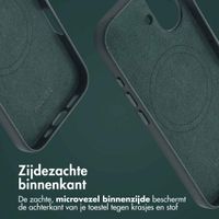 Accezz MagSafe Leather Backcover Apple iPhone 16 - Cedar Green