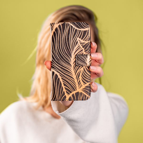 imoshion Design Softcase Bookcase iPhone 13 - Golden Leaves