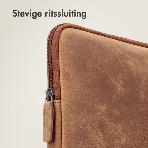 Accezz Leather Laptop hoes met rits 13-14 inch - Laptopsleeve - Cognac