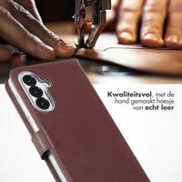 Selencia Echt Leren Bookcase Samsung Galaxy A36 / A56 - Bruin