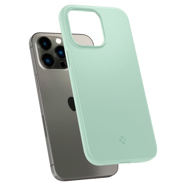 Spigen Thin Fit Backcover iPhone 14 Pro - Lichtgroen