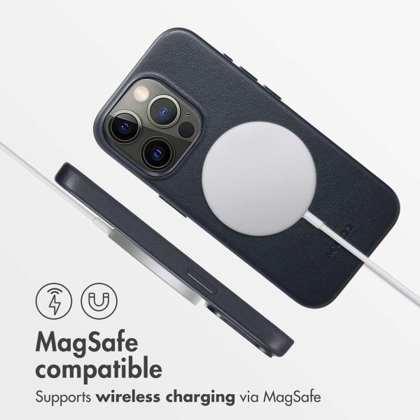 Accezz Leather Back Cover with MagSafe Apple iPhone 15 Pro - Onyx Black