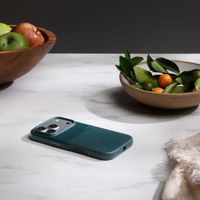 Beats Rugged Case met MagSafe en Camera Control Apple iPhone 17 Pro Max - Rocky Blue