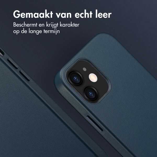 Accezz MagSafe Leather Backcover Apple iPhone 12 (Pro) - Nightfall Blue