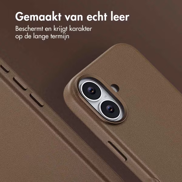 Accezz MagSafe Leather Backcover Apple iPhone 17 - Coffee Brown