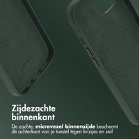 Accezz MagSafe Leather Backcover Apple iPhone 14 - Cedar Green