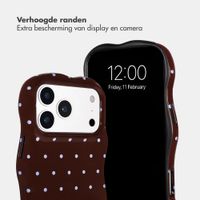 Selencia Vivid Wavy Backcover met MagSafe Apple iPhone 17 Pro - Happy Dots Chocolate
