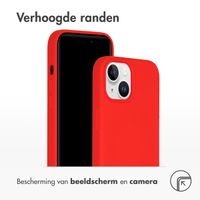 Accezz Liquid Silicone Backcover iPhone 15 - Rood